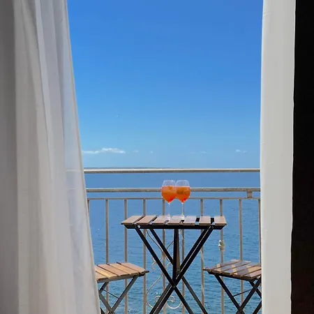 Abuela Teta - Sea Front Apartment Gallipoli